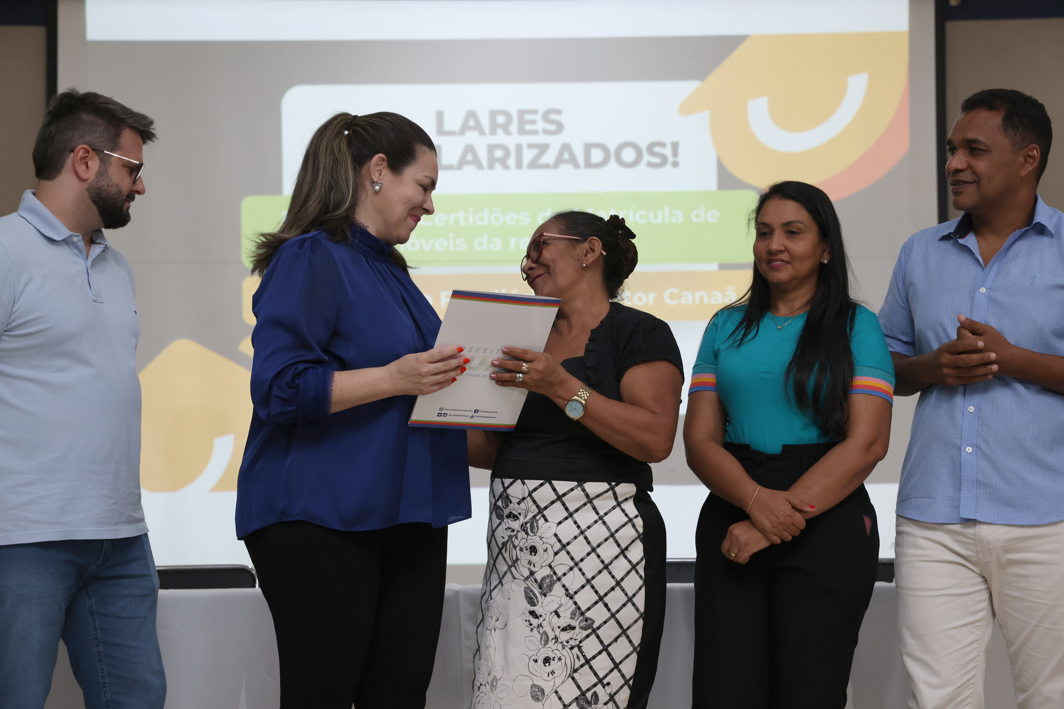 Mais de 370 certidões disponíveis ao cidadão e o setor Canaã regularizado