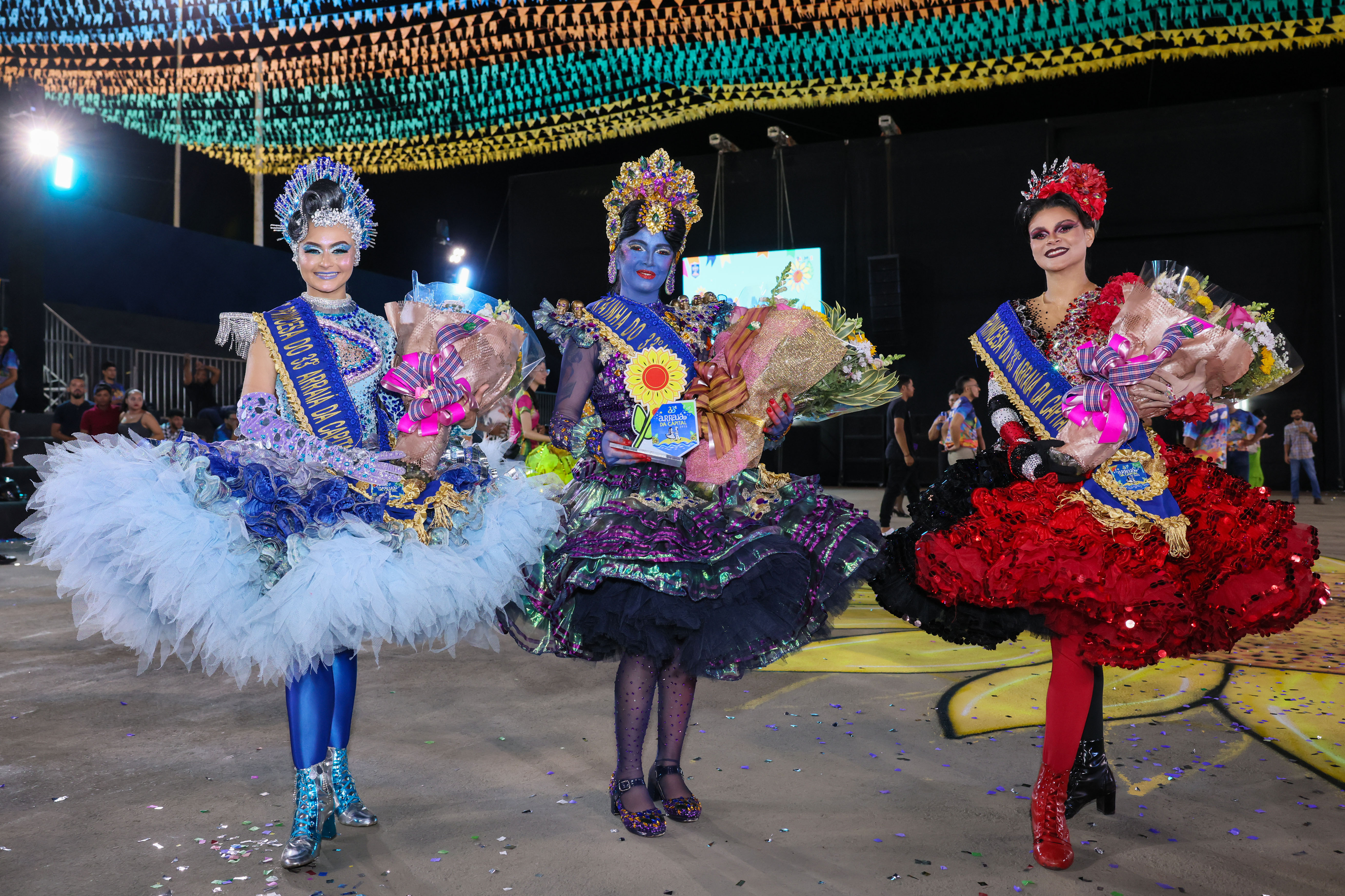 Também foram escolhidas as princesas do Arraiá: em primeiro lugar, Thayná Balduino, do grupo Arrastapé do Liberdade; e em segundo, Gleisyane Costa, da Pizada da Butina