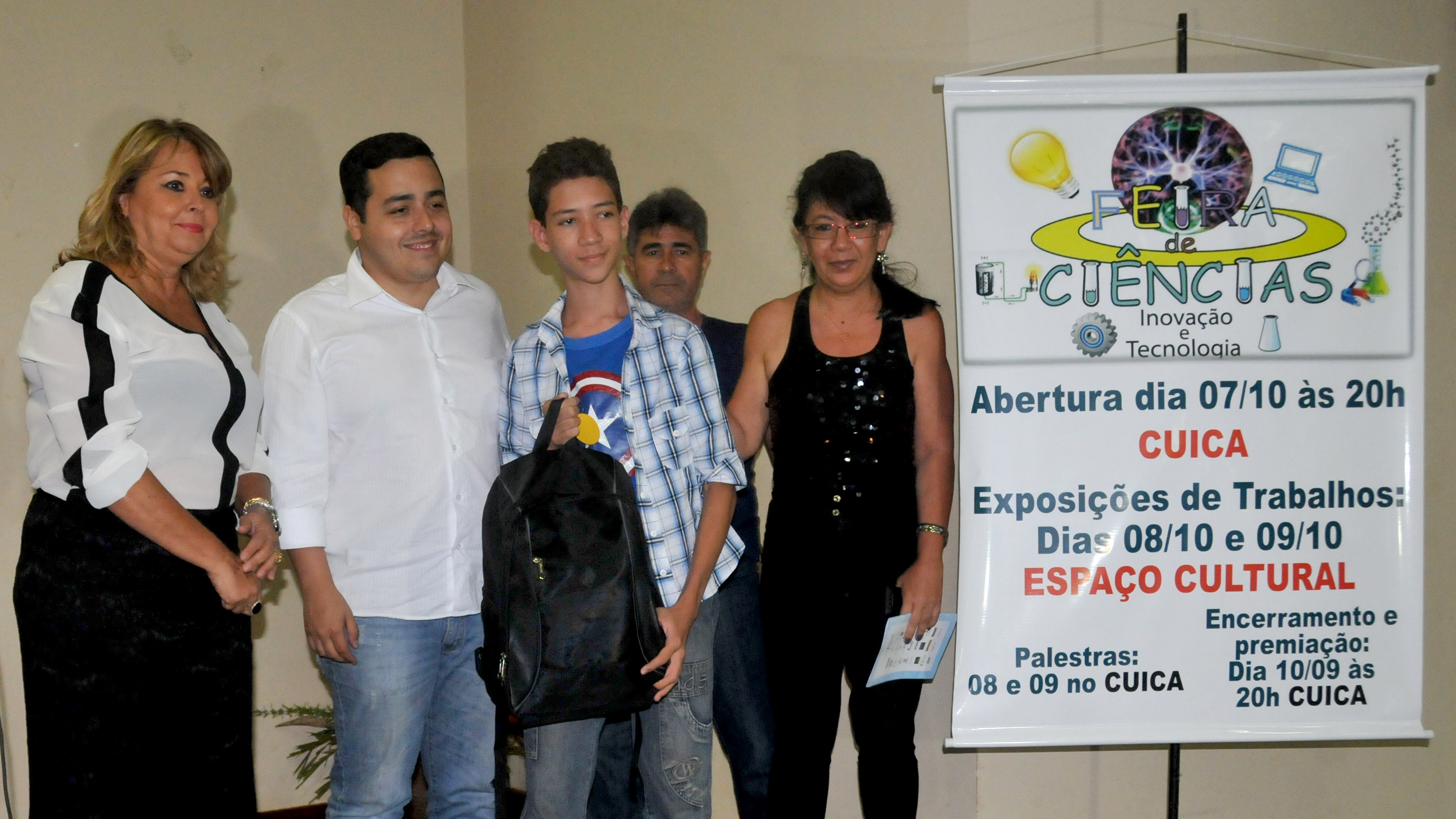 Show do cantor Toninho Borges e premiação abrem Feira de Ciência, Inovação e Tecnologia