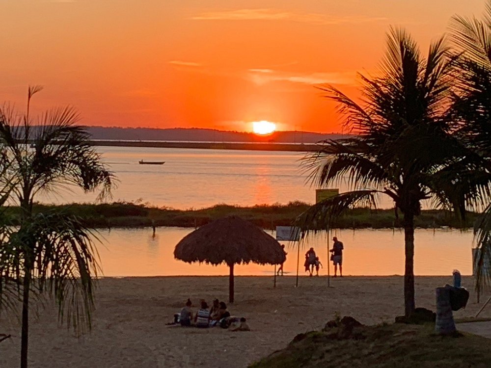 Prefeitura de Palmas lança edital para ambulantes atuarem na Praia da Graciosa durante a temporada de férias