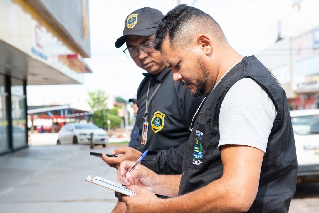 Prefeitura de Palmas volta a fiscalizar calçadas na ACSE 1 (104 Sul)