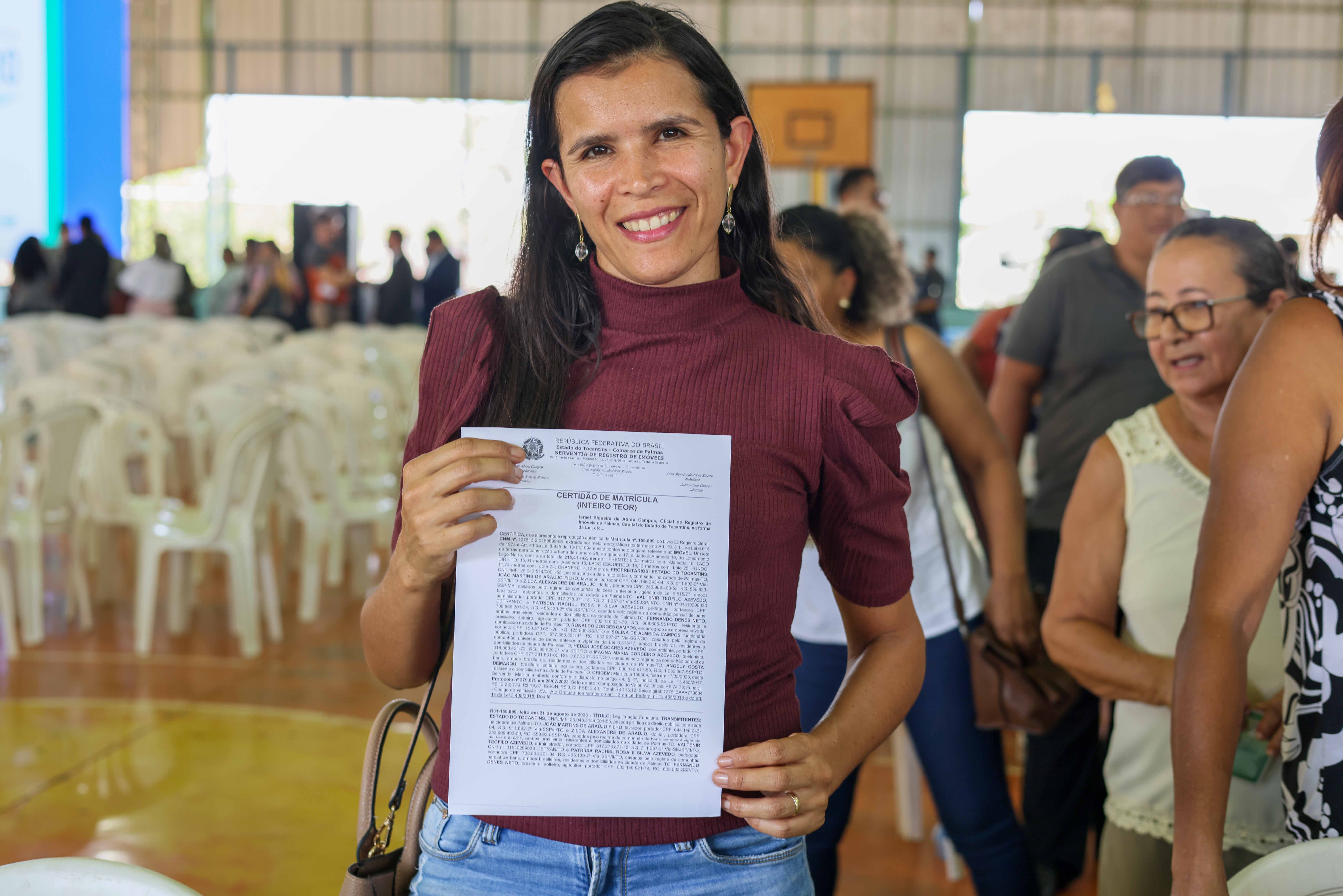 Moradores do Lago Norte recebem títulos fundiáriosData: 28.08.2023
