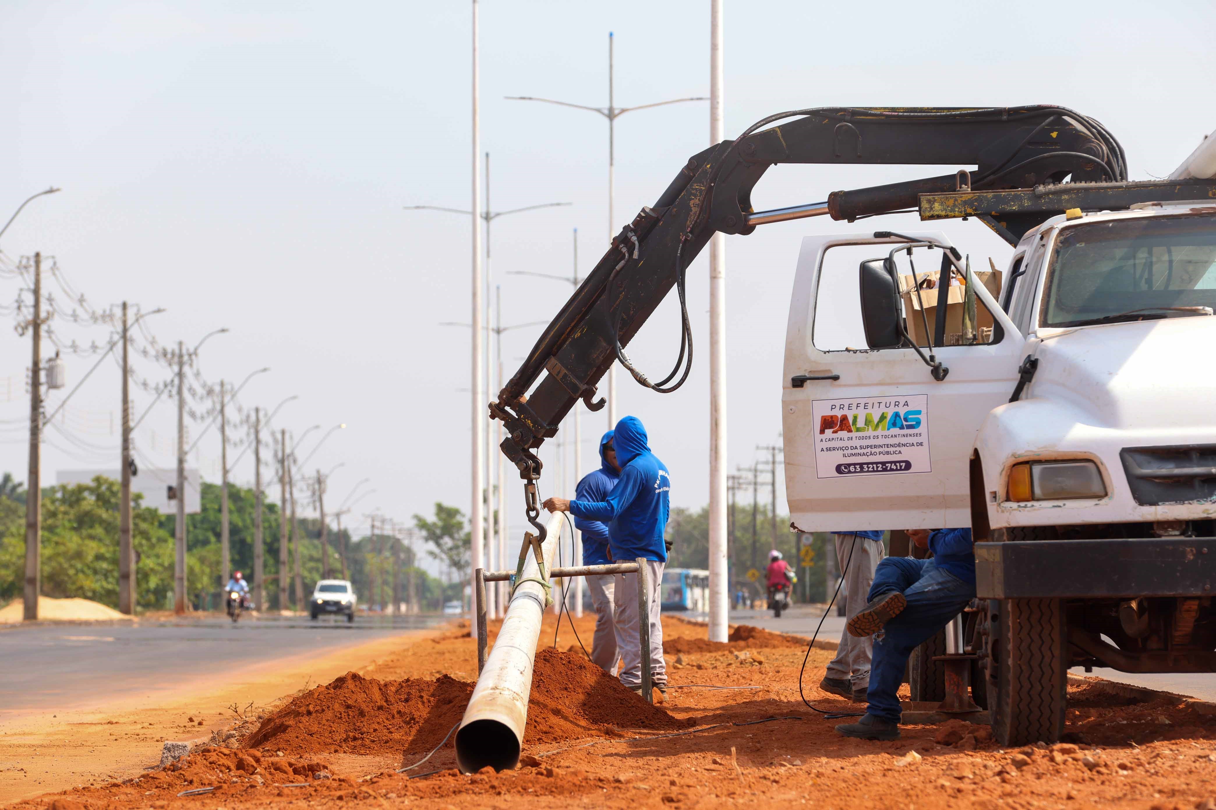 Trecho recém-duplicado da Av. NS-10 ganhará iluminação de LED em Palmas