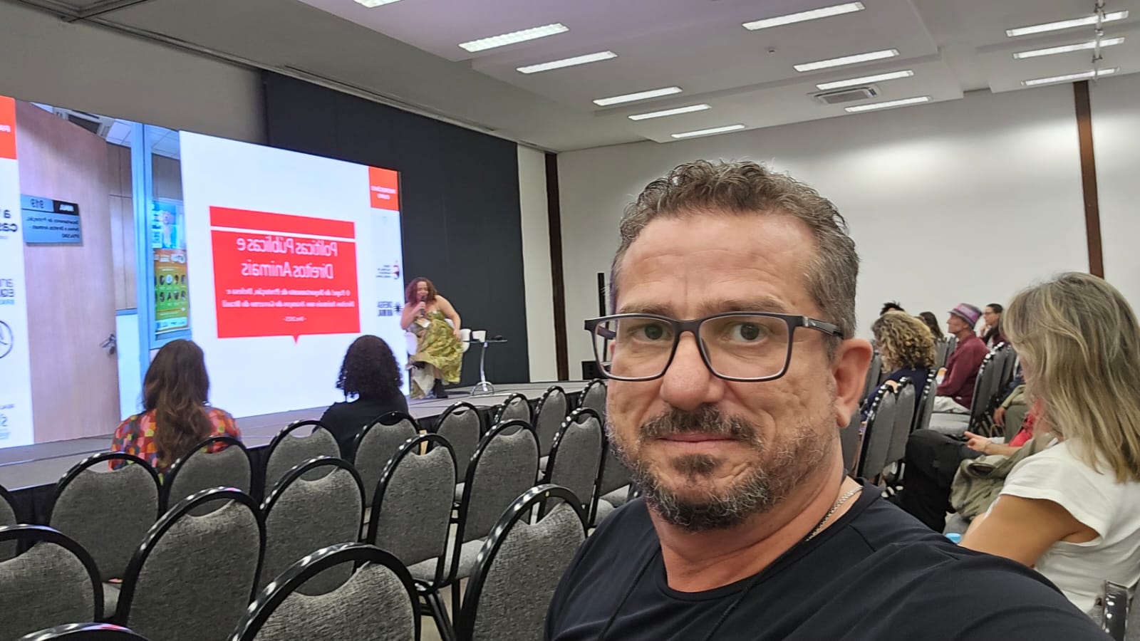 Diretoria de Combate aos Maus-Tratos da SEBEM acompanha as discussões nacionais sobre proteção animal