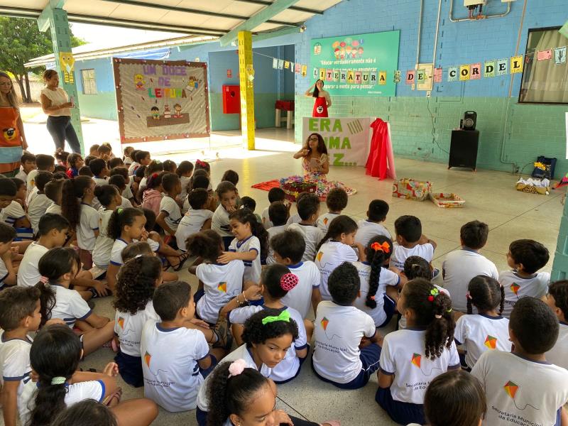 Dia Nacional do Livro Infantil é marcado por formação e literatura de cordel na ETI Monsenhor Pedro Piagem