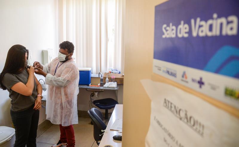 Capacitação de servidores modifica horários de salas de vacina nesta quarta-feira, 22