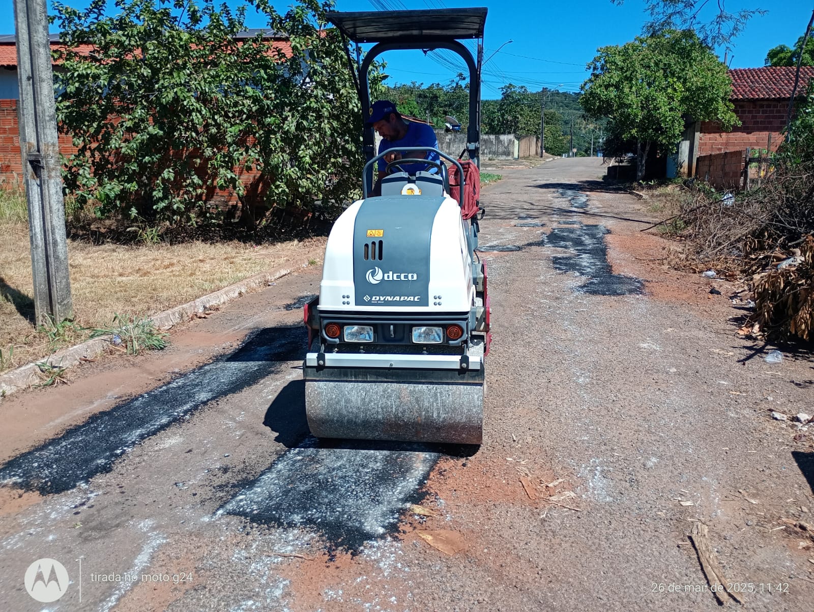 Tapa-buraco na rua 20 em Taquarçu