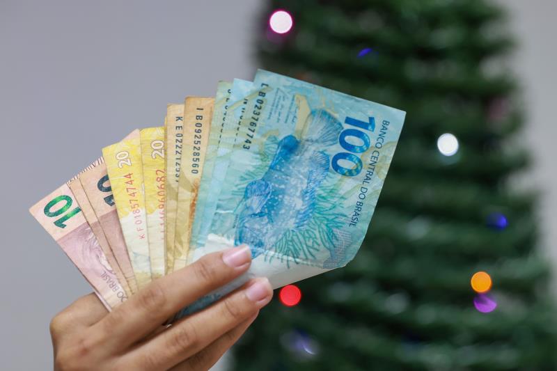 Segunda parcela do 13° salário será paga nesta sexta-feira, 20