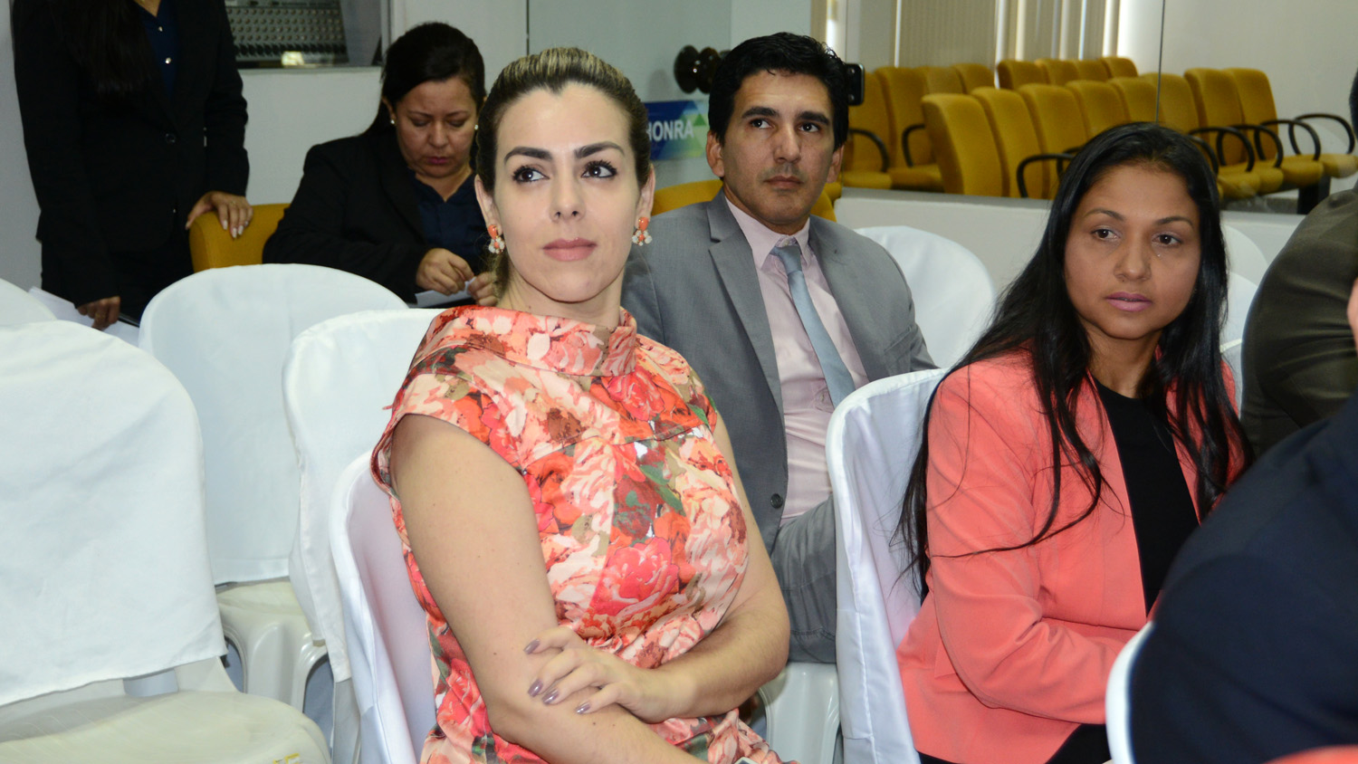 Em homenagem ao Dias da Mães, Cinthia Ribeiro destaca a força da mulher