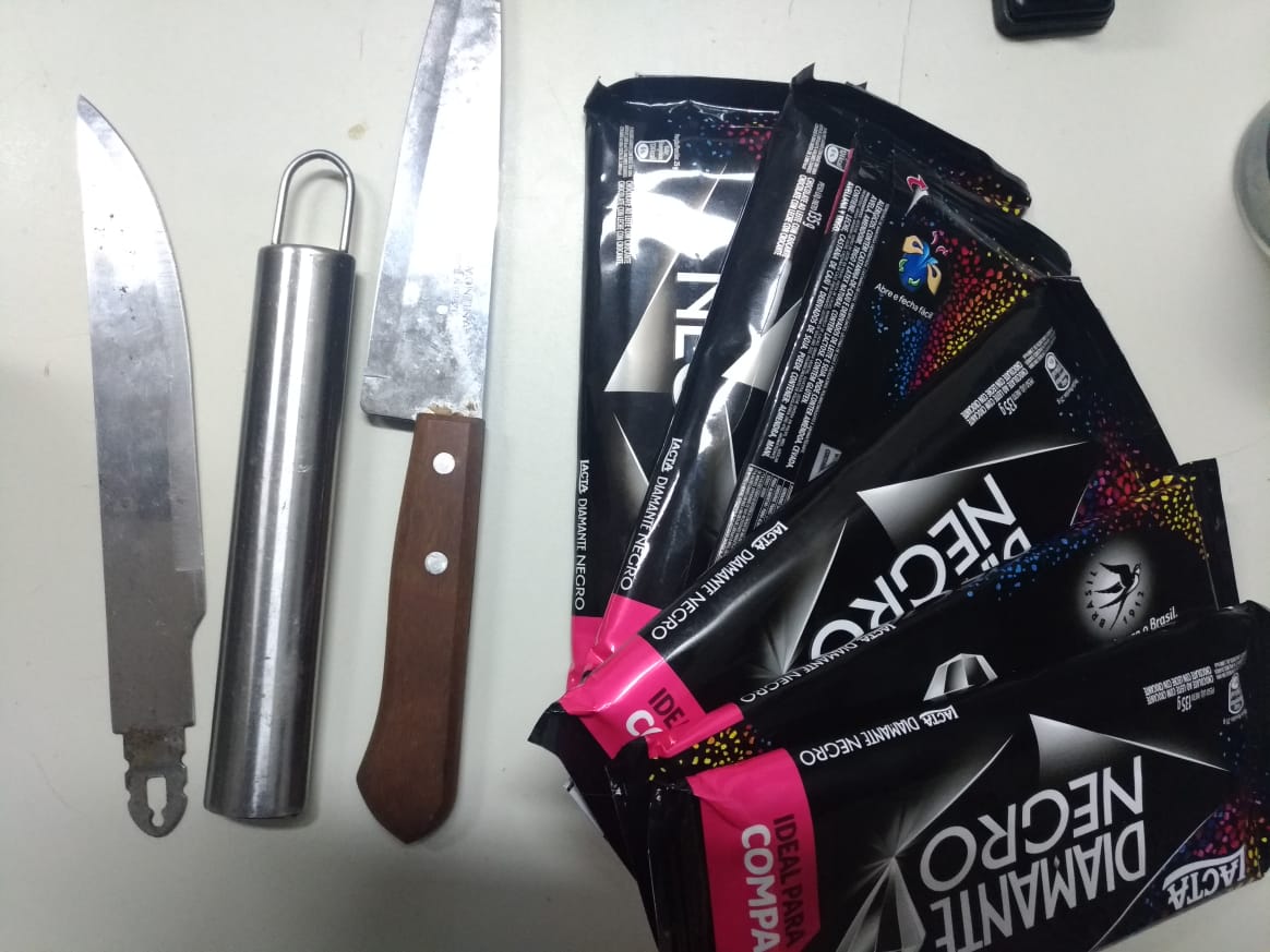 GMP apreende criminoso por porte ilegal de arma e casal que praticou furto em supermercado da Capital