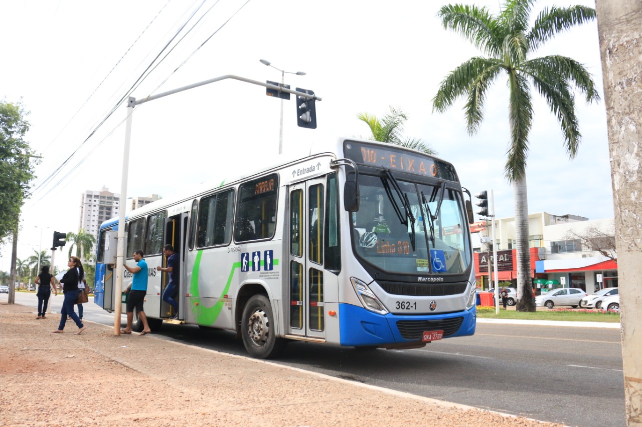 Linhas do transporte coletivo sofrem redução neste período de férias
