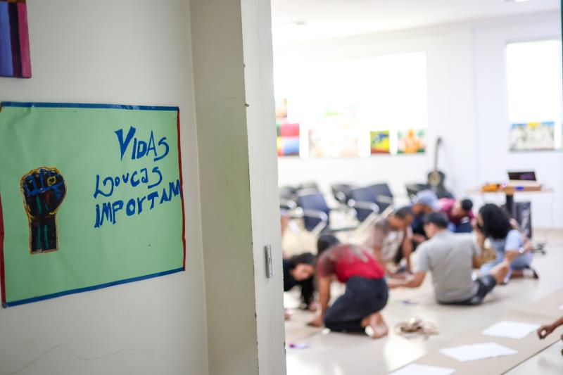 Usuários do Caps AD III participam do 1° dia de evento que celebra a Luta Antimanicomial