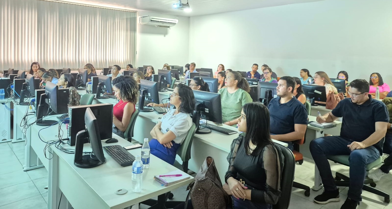 Prefeitura capacita servidores de Recursos Humanos para atuação no Censo Cadastral