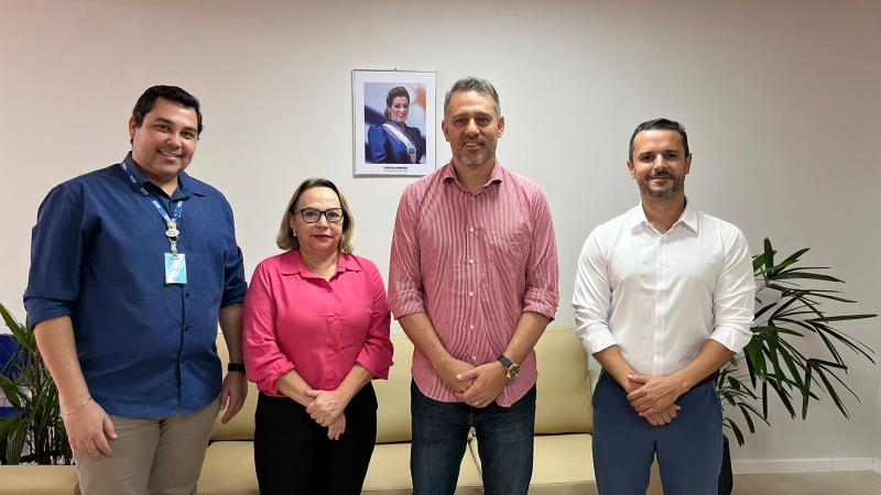 Semed Palmas recebe dirigentes do Sesi Tocantins e proposta de renovação de parceria