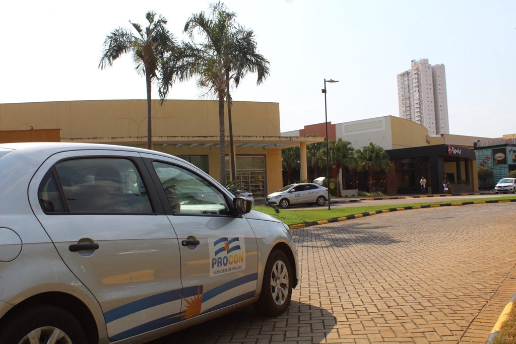 Procon Municipal de Palmas alerta comerciantes que preço informado somente por mensagem privada é prática ilegal