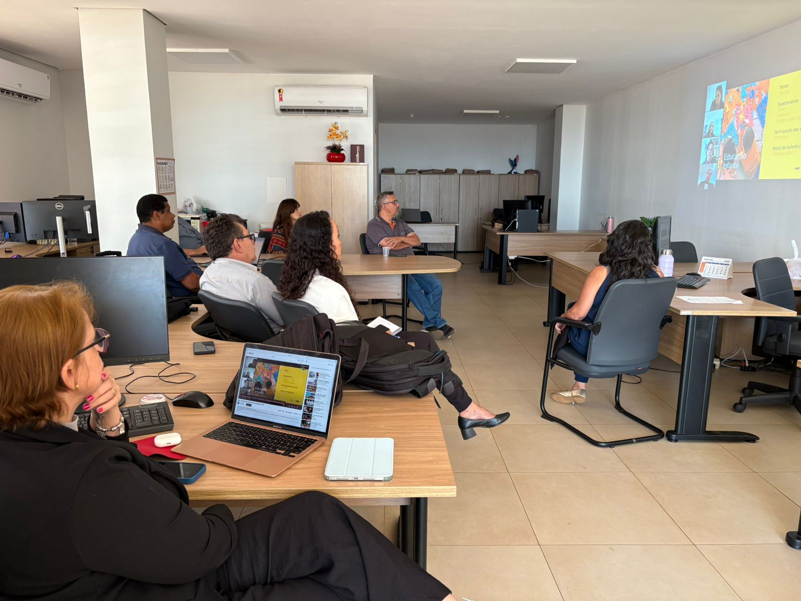 Durante a transmissão, foram detalhadas as mudanças previstas para a próxima edição da avaliação, que é aplicada a cada dois anos em todo o País - Foto: Milena Botelho