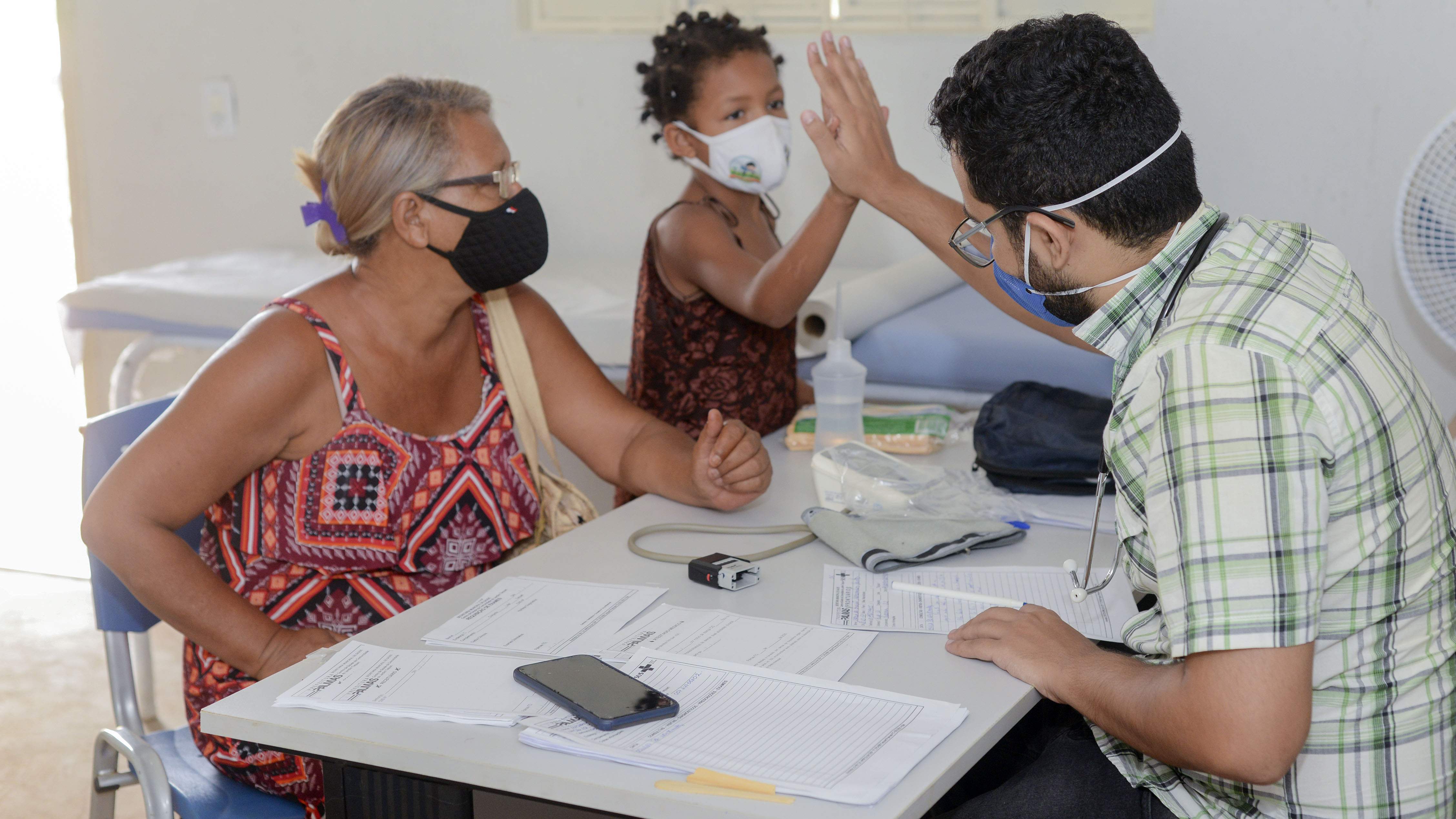 Capital leva atendimentos da Rede Municipal de Saúde a moradores da Vila Agrotins e região