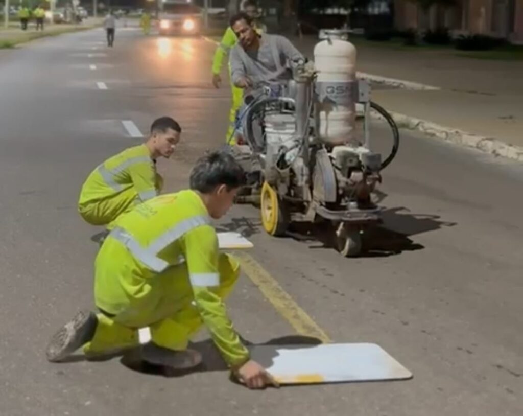 Prefeitura de Palmas faz últimos ajustes para implantação de mão única no sentido norte-sul da Avenida Orla 14