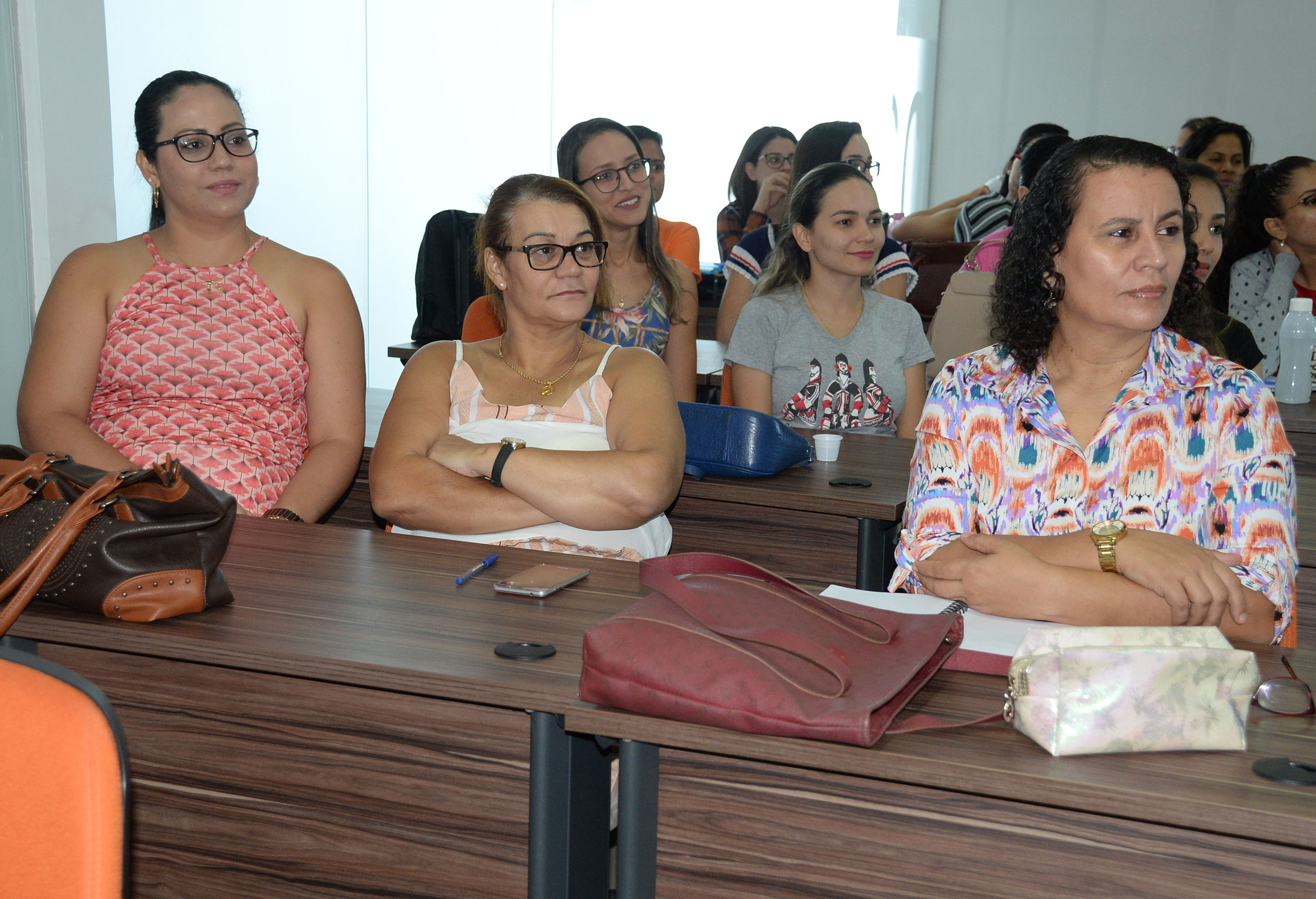 Enfermeiros obstetras participam de curso sobre Planejamento Reprodutivo