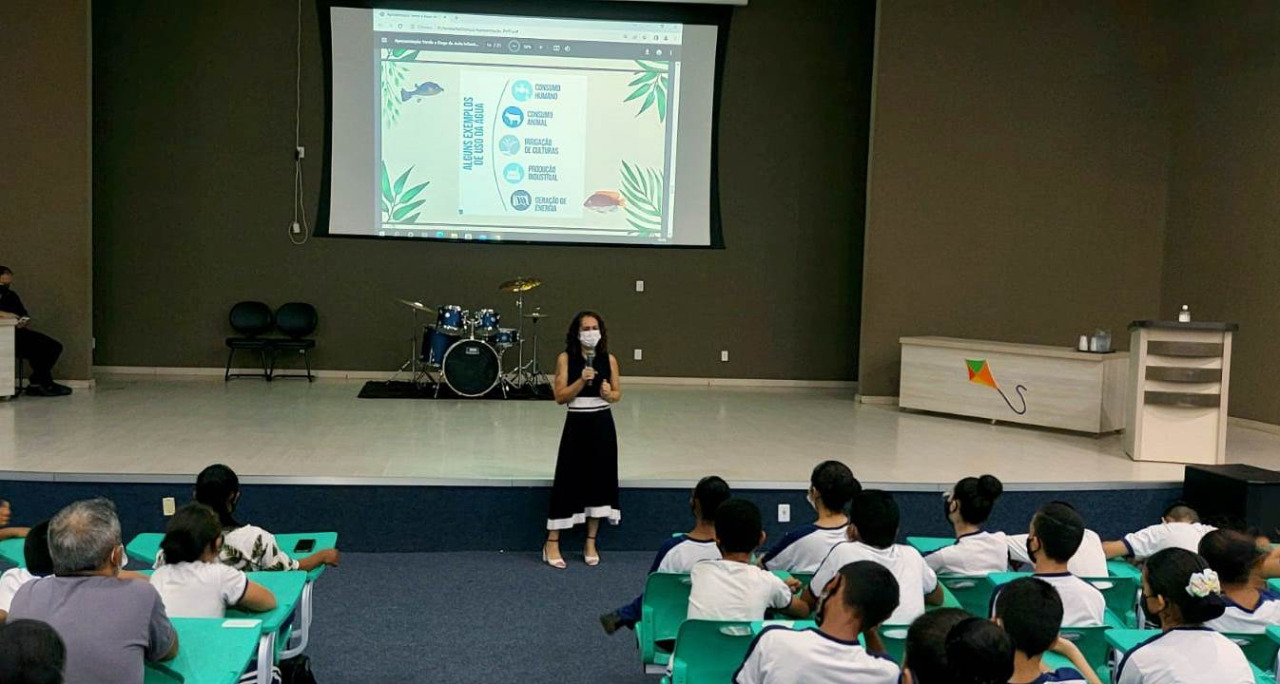 Parceria entre Semed e FMA promove palestras a alunos da rede municipal
