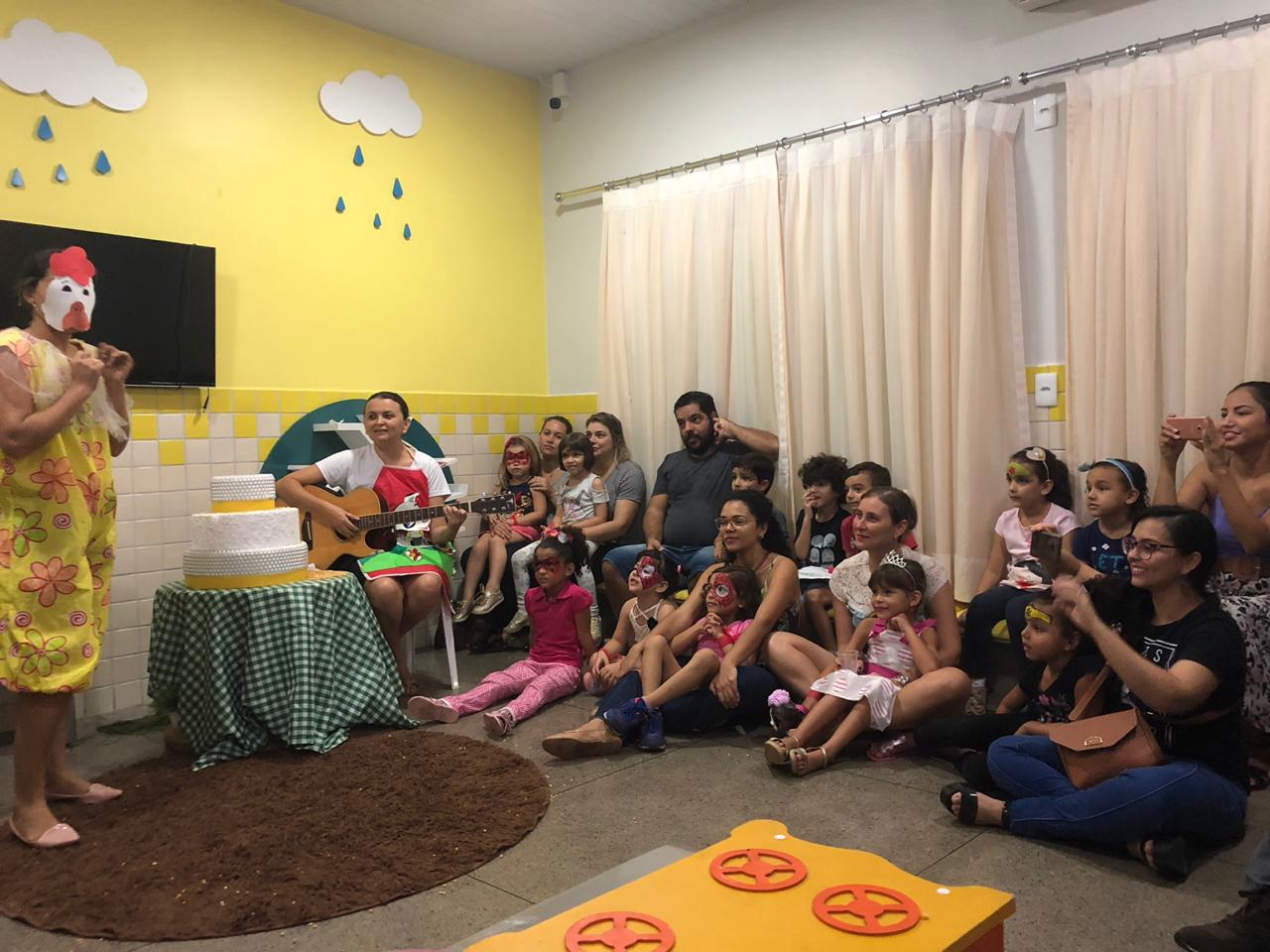 Cmei João e Maria realiza 2° Piquenique Literário com participação da comunidade escolar