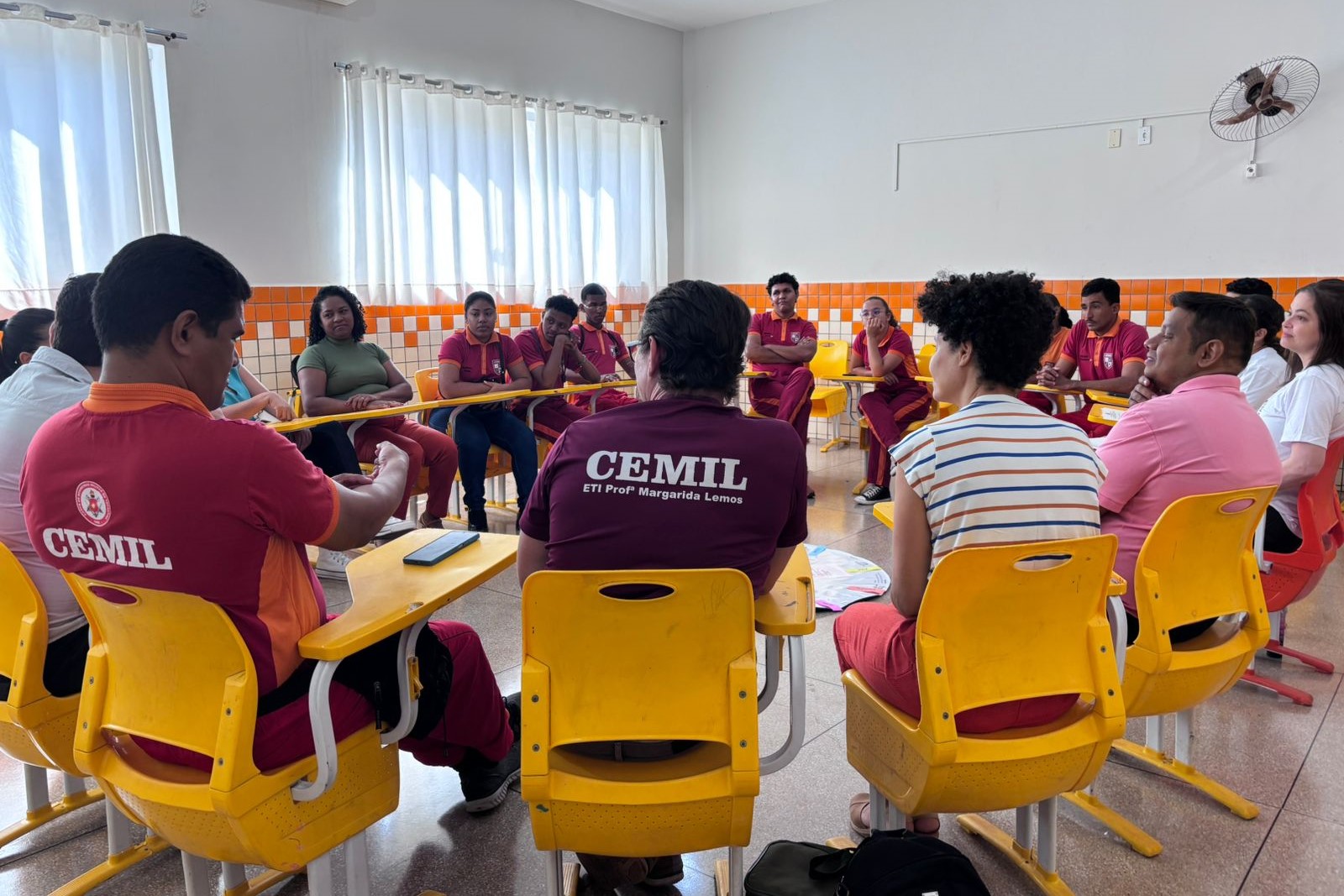 Escola de Tempo Integral de Palmas adere a Projeto Círculo da Paz do TJTO