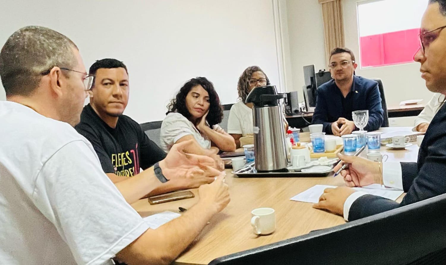 Prefeitura de Palmas mantém diálogo sobre data-base; levantamento orçamentário está em andamento