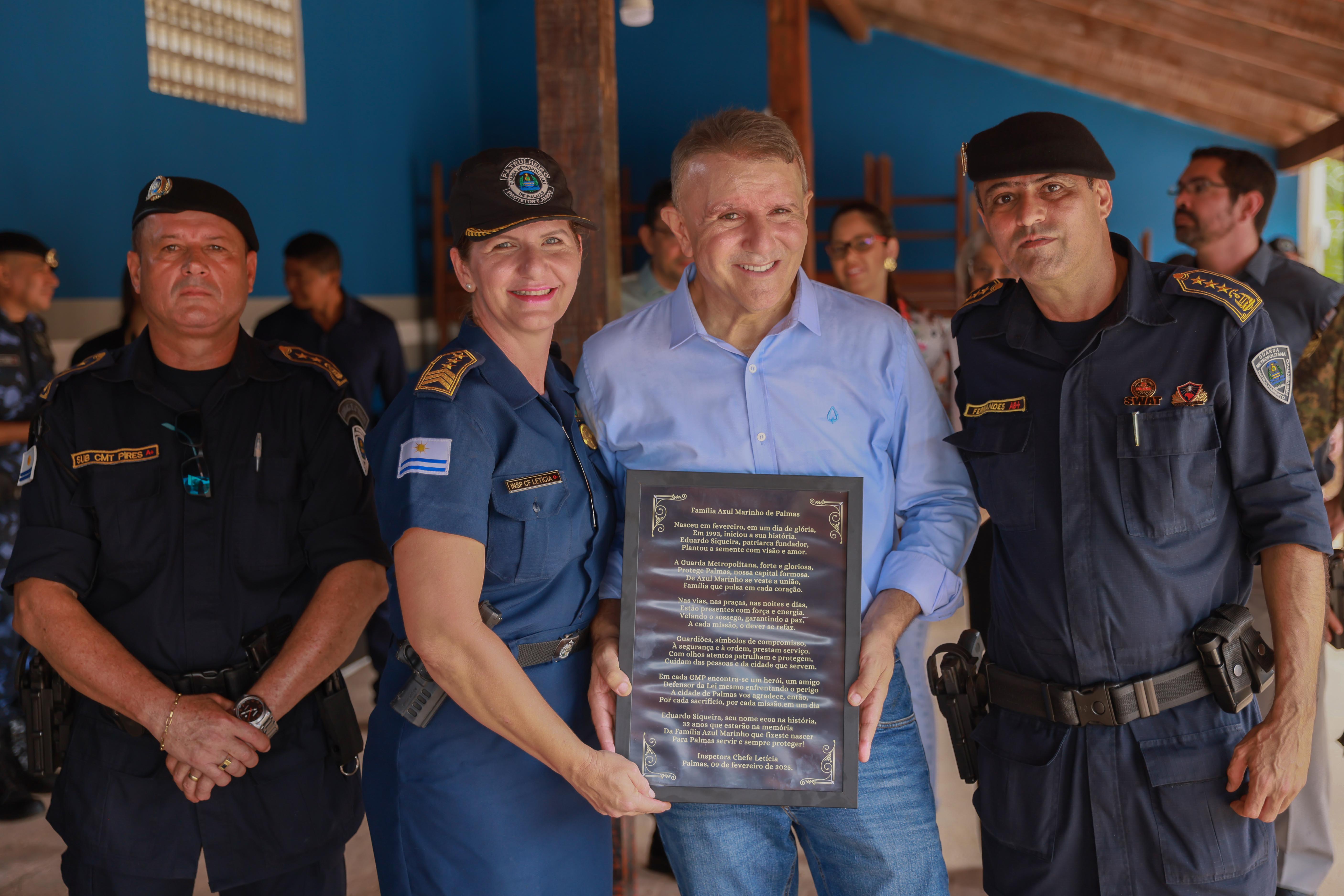 22/04/2025 - Eduardo Siqueira Campos visita alunos da GMP no Estande de Tiros da Corporação
Local: Estande de Tiros da Guarda Metropolitana de Palmas - Palmas - TO
Foto: Júnior Suzuki