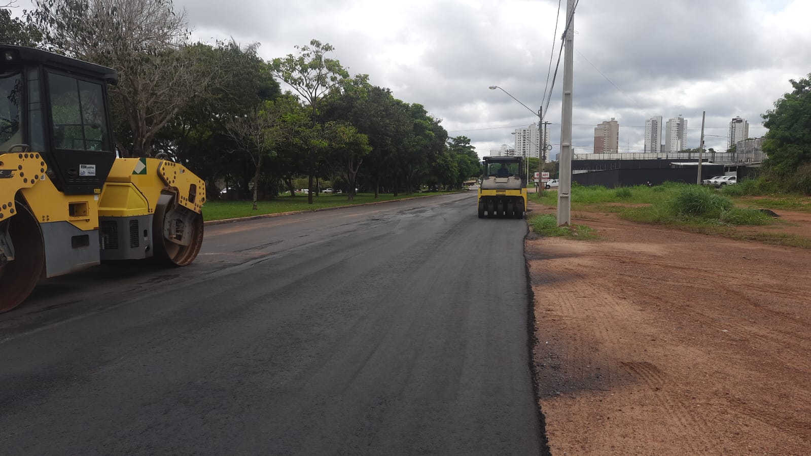 Avenida LO-09 recebe recapeamento nesta segunda-feira, 13