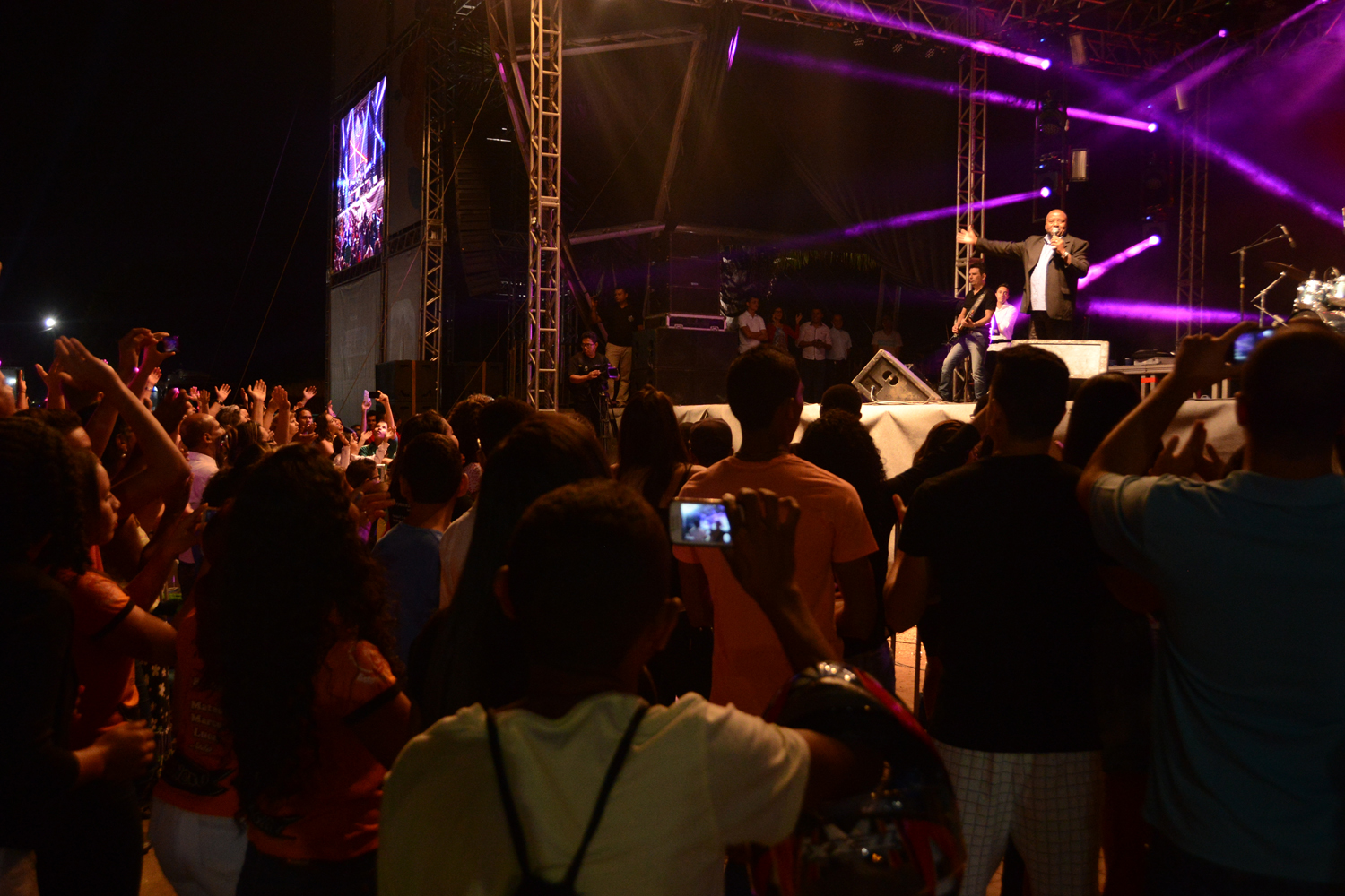 Louvor e MPB marcam o encerramento do FGT