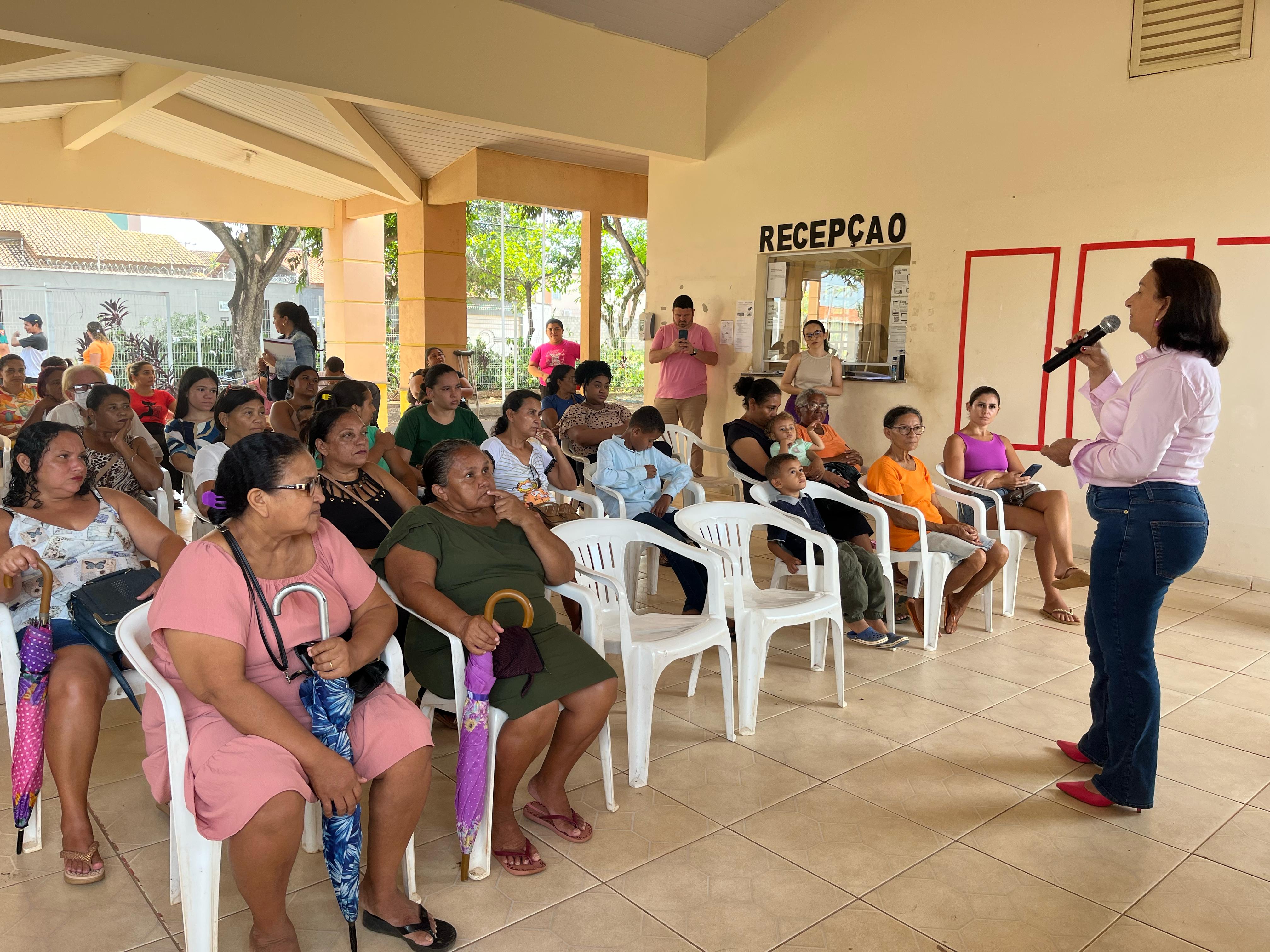 Participantes receberam orientações sobre as regras de programas como o próprio PBF, Programa de Identidade Jovem, Benefício de Prestação Continuada (BPC), Programa Tarifa Social de Energia Elétrica, Carteira do Idoso