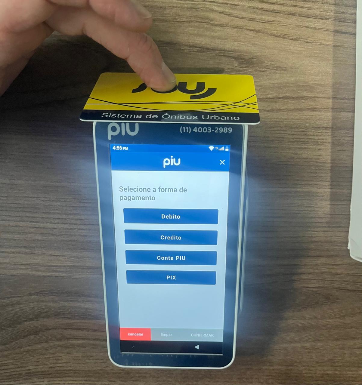 Usuários podem fazer recarga de forma rápida 