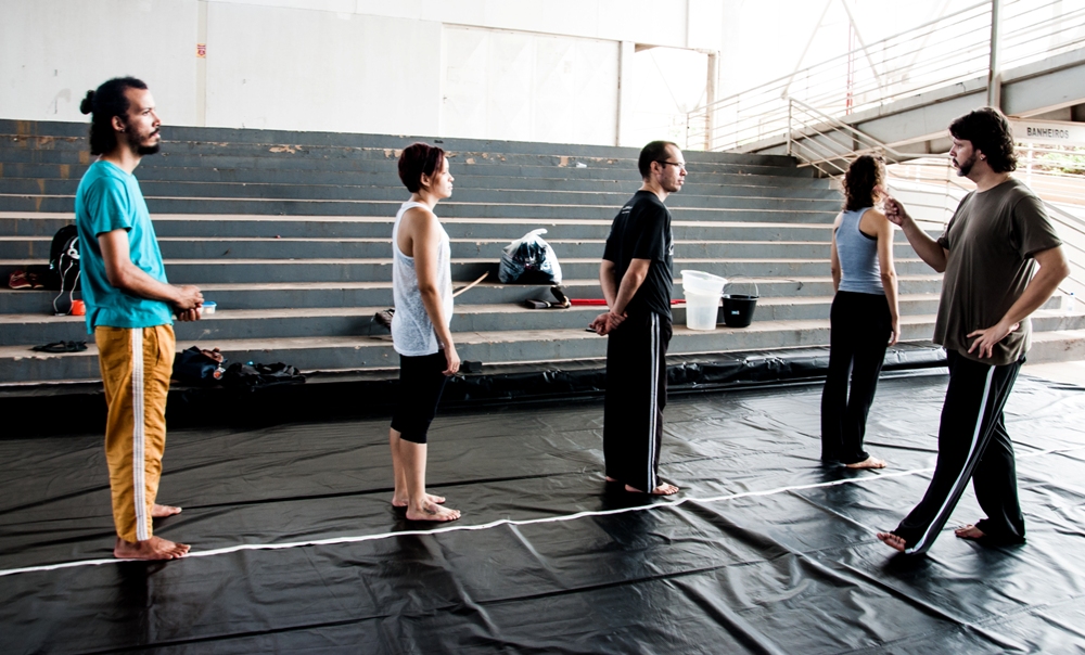 Produto contemplado pelo PROMIC 2014 recebe diretor musical do grupo Clowns de Shakespeare