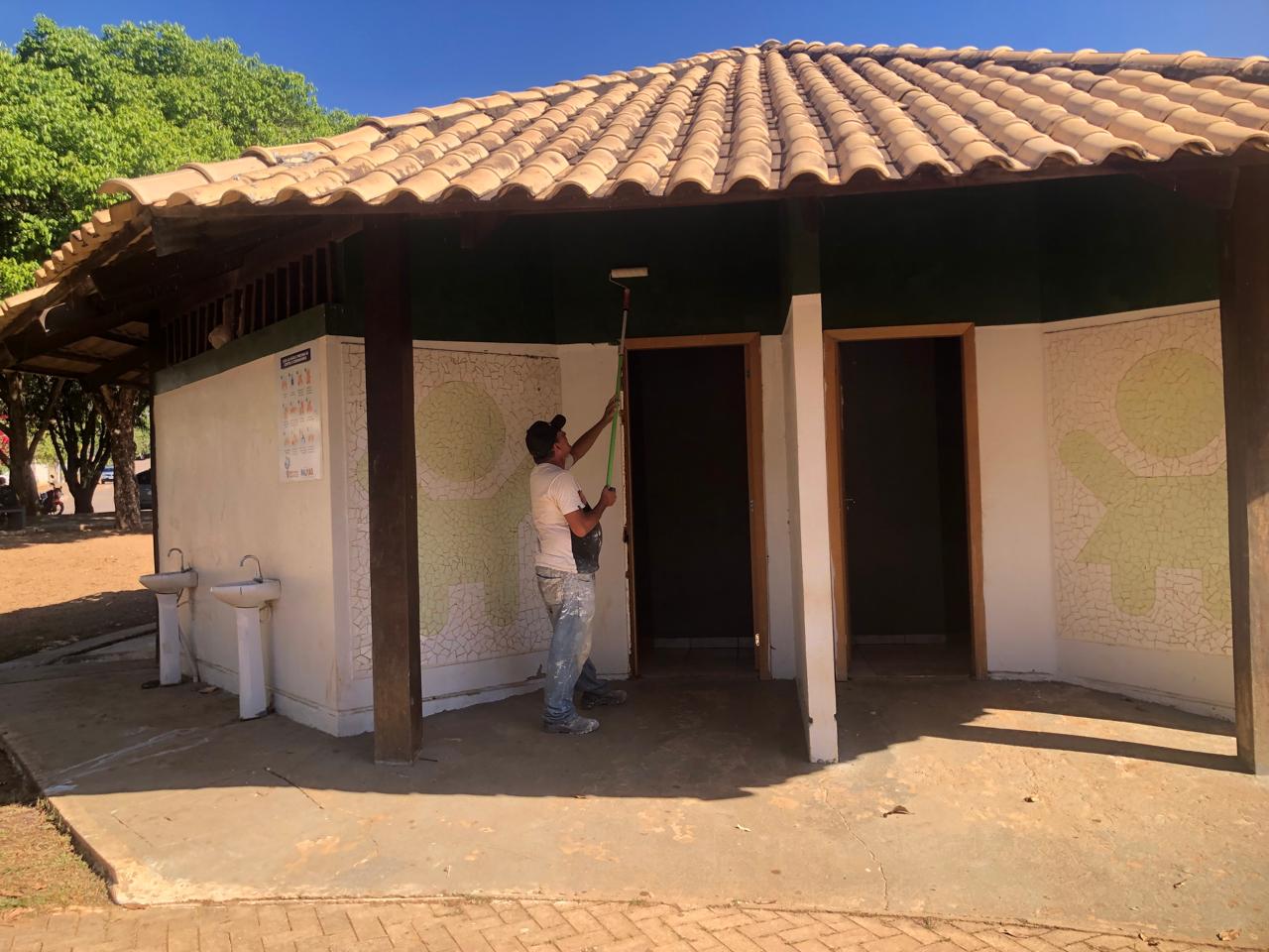 Centro de Atendimento ao Turista e banheiros públicos de Taquaruçu passam por manutenção para o Festival Gastronômico