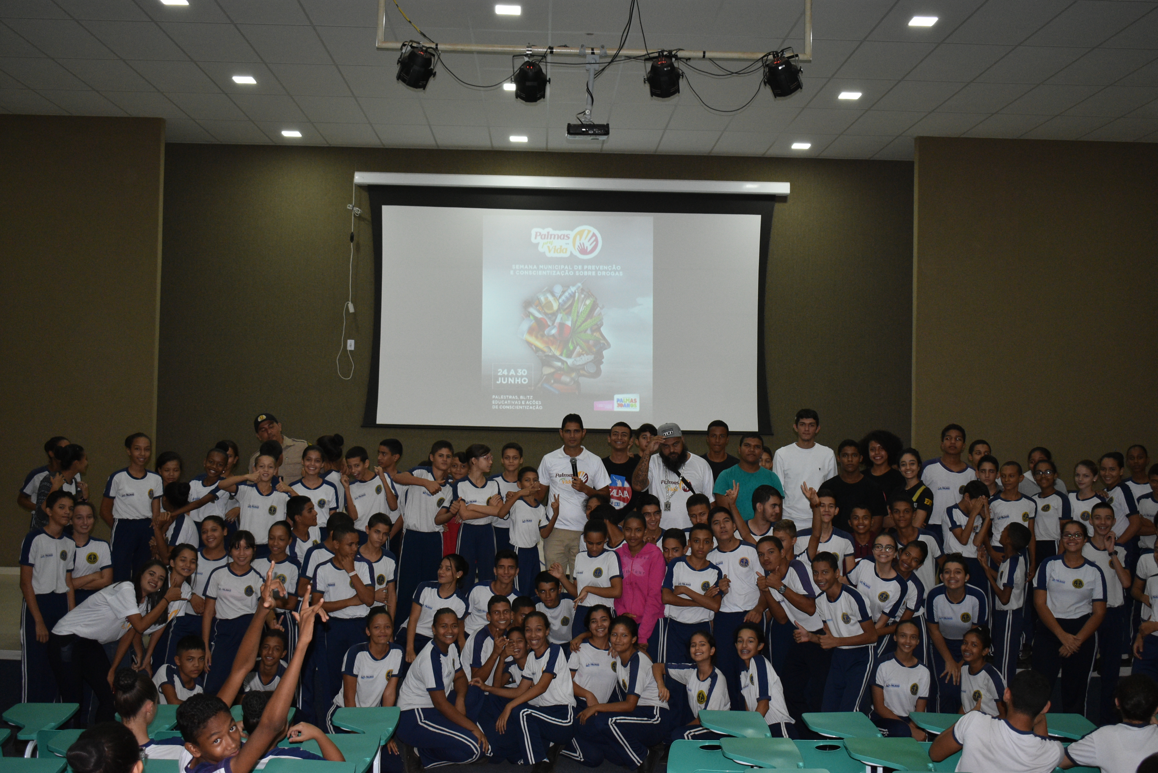 Palestra na ETI Almirante Tamandaré aborda prevenção e combate às drogas