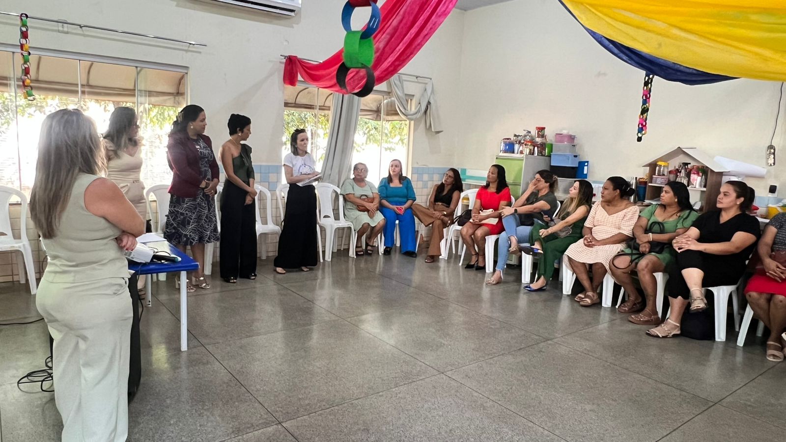 Professores da Educação Infantil de Palmas participam de capacitação em práticas inclusivas e comportamentos desafiadores