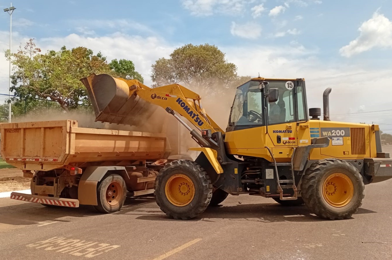 Retirada de entulho no Jardim Taquari