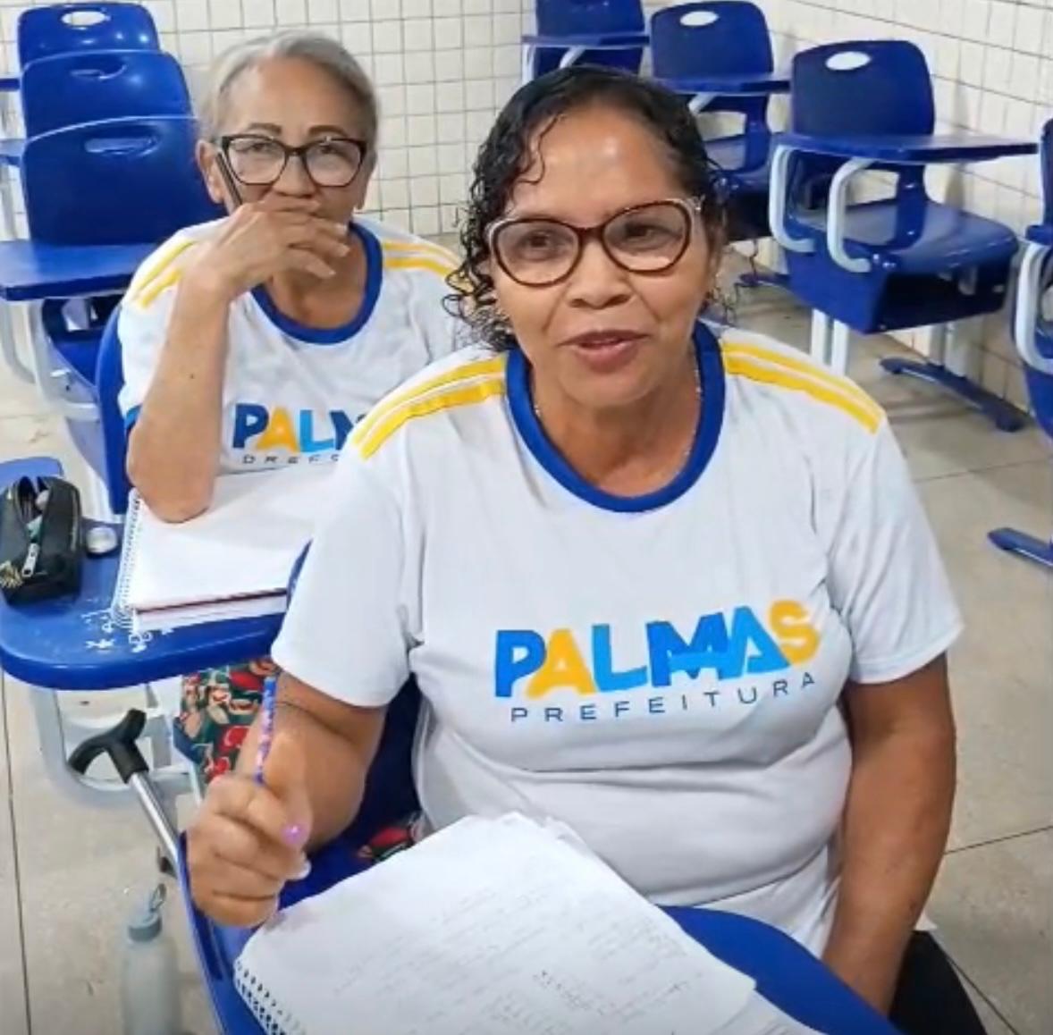 Maria Salomé Ferreira Sales, aluna da EJA na Escola Municipal Jorge Amado, conta que deixou de estudar para trabalhar na roça