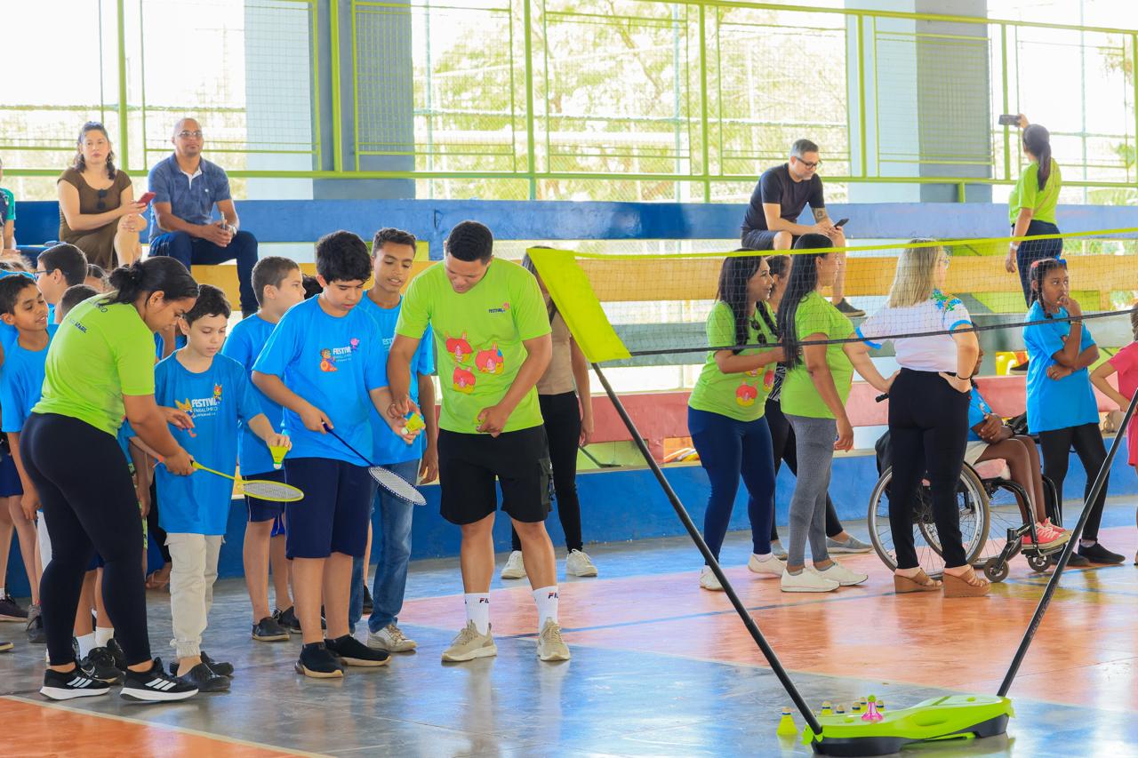 Festival promoveu  jogos de goalball, parabadminton e atletismo