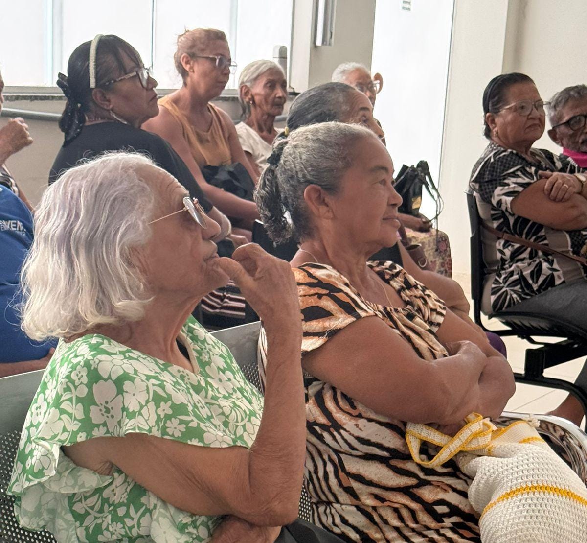 Prefeitura de Palmas leva palestra sobre prevenção de ISTs e HIV a pessoas idosas do Setor Sul