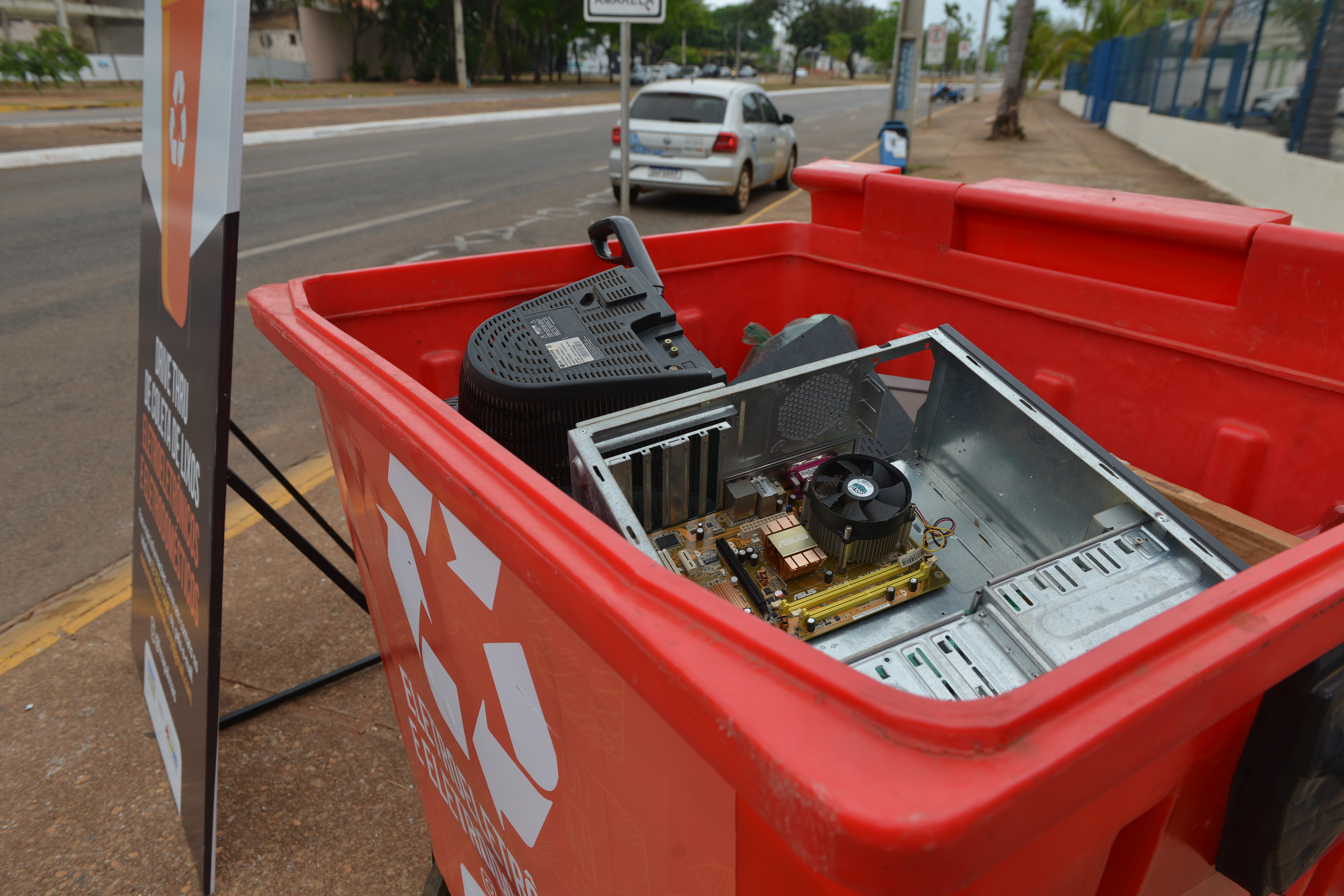 Palmas terá drive thru para recebimento de eletrodomésticos e eletrônicos em desuso