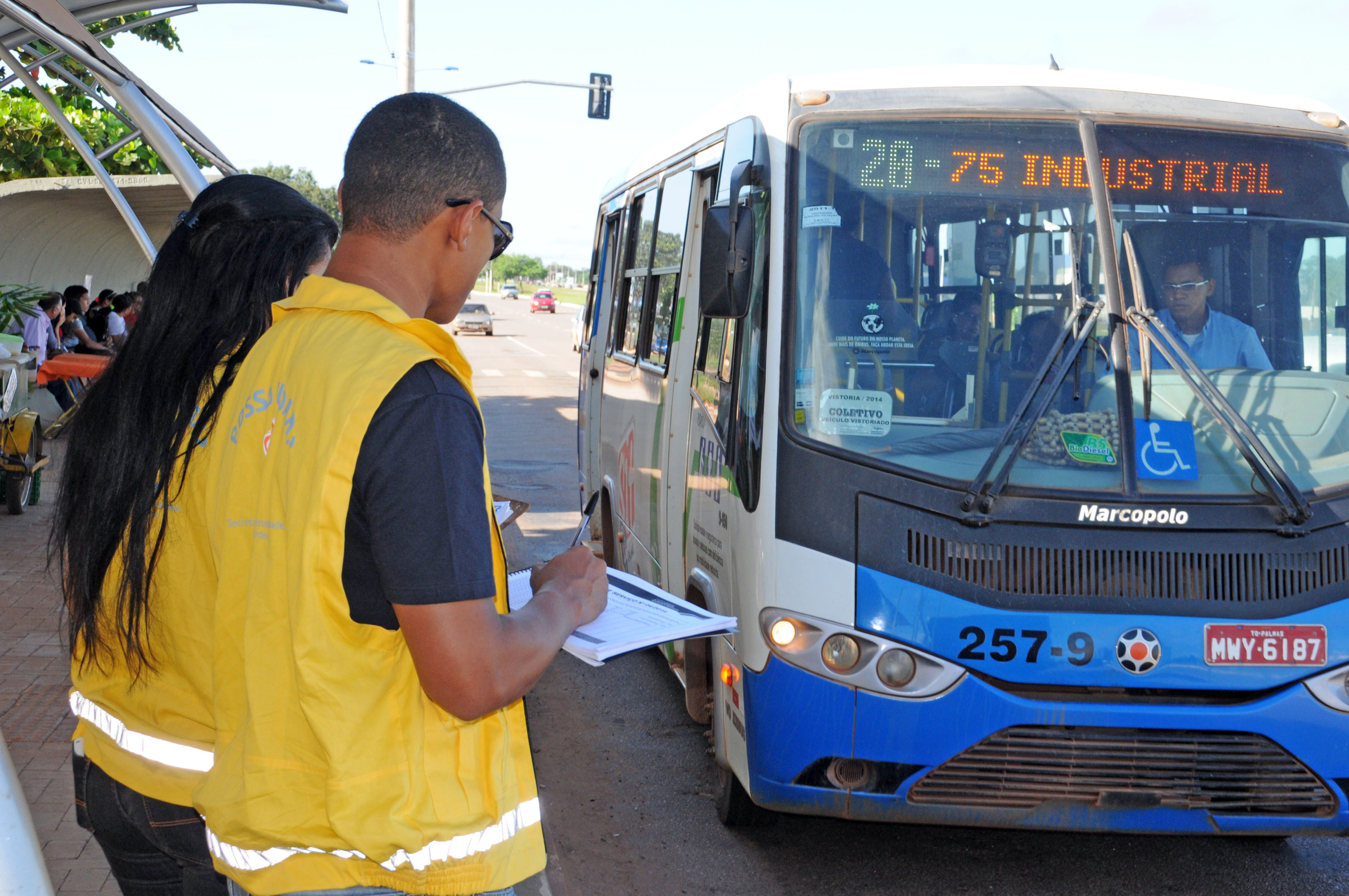 Operação Pente Fino apreende 15 veículos em Palmas