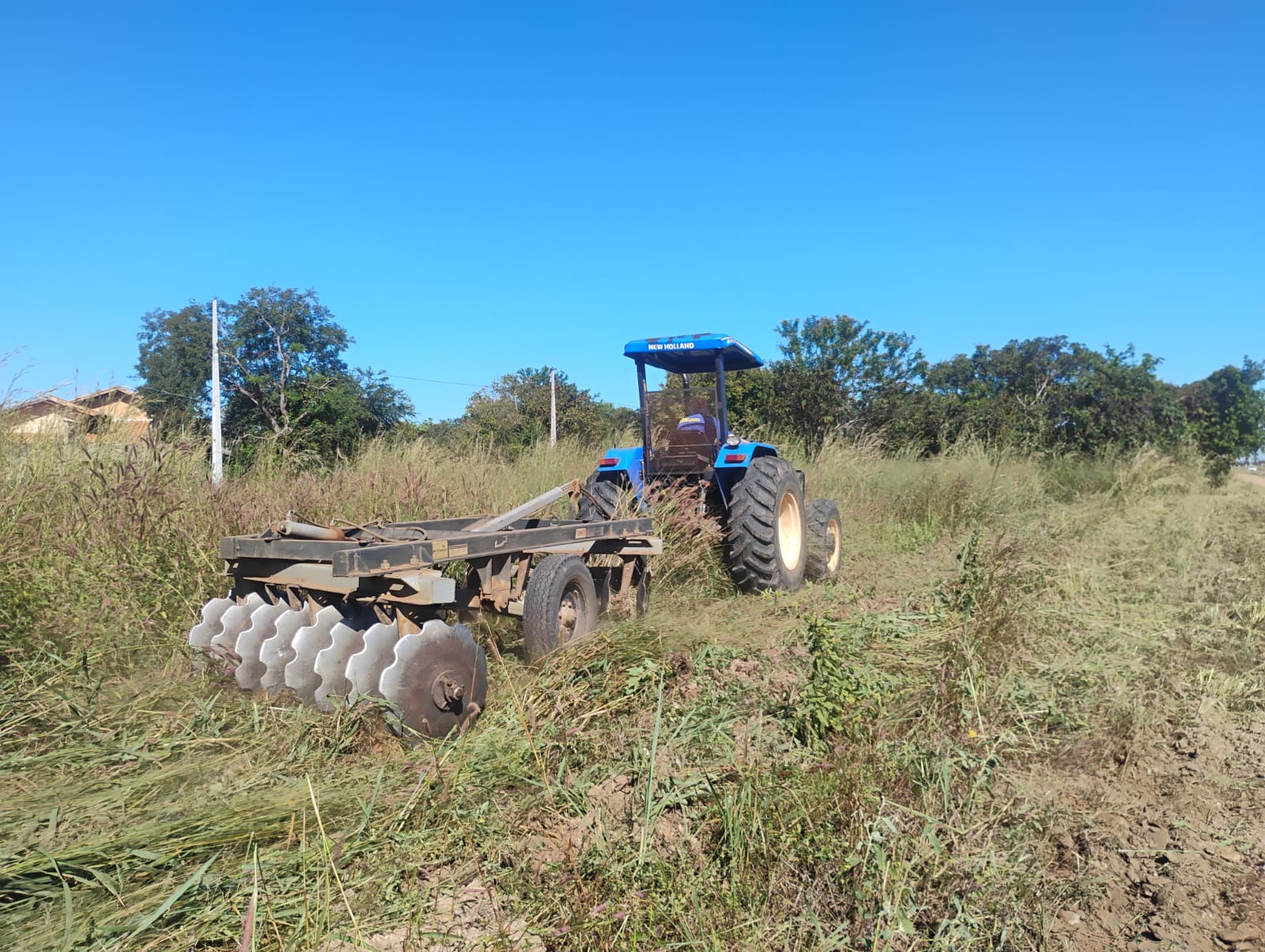Serviços de manutenção urbana chegam à Arso 63 e se estende por mais de 20 locais nesta terça-feira, 3
