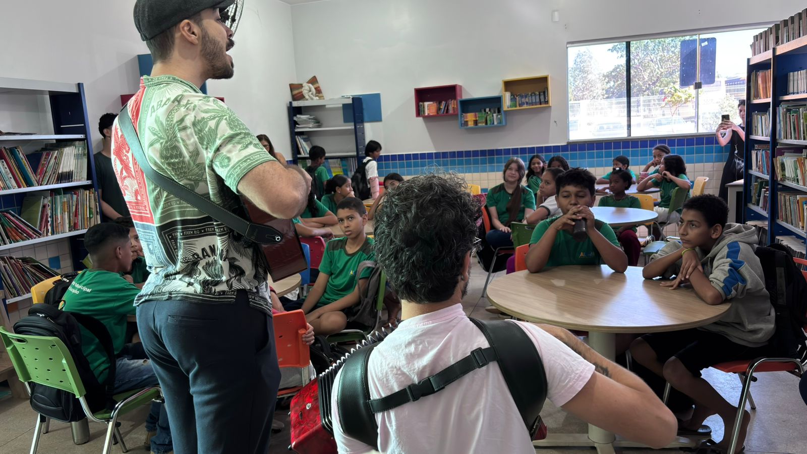 Alunos da ETI prestigiaram uma linda e rica programação cultural dentro do nosso projeto de leitura