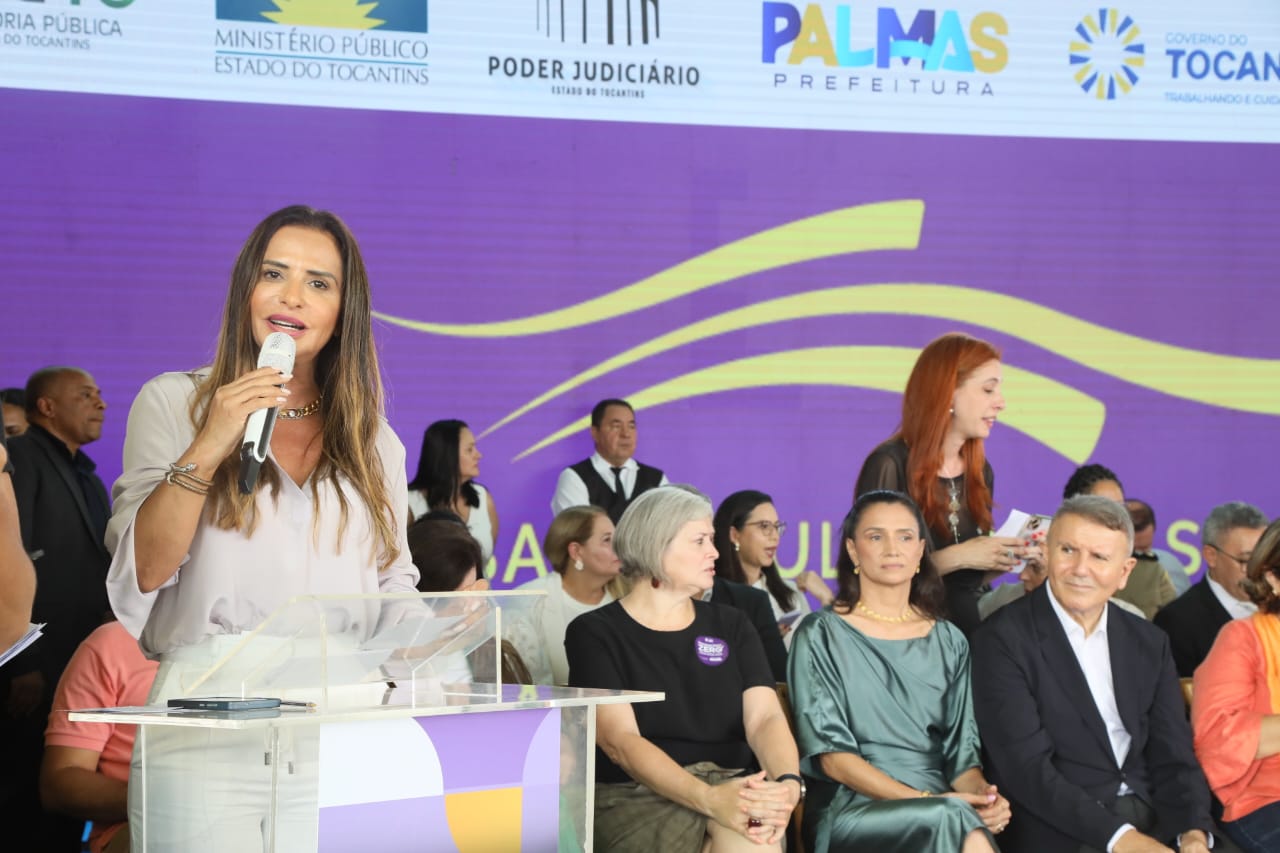 Secretária municipal da mulher Solange Duailibe