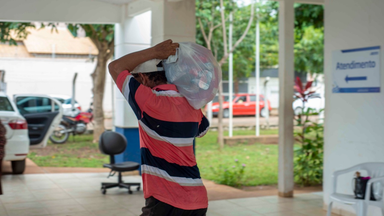 Prefeitura de Palmas regulamenta entrega de kit alimentação para trabalhadores autônomos e MEIs