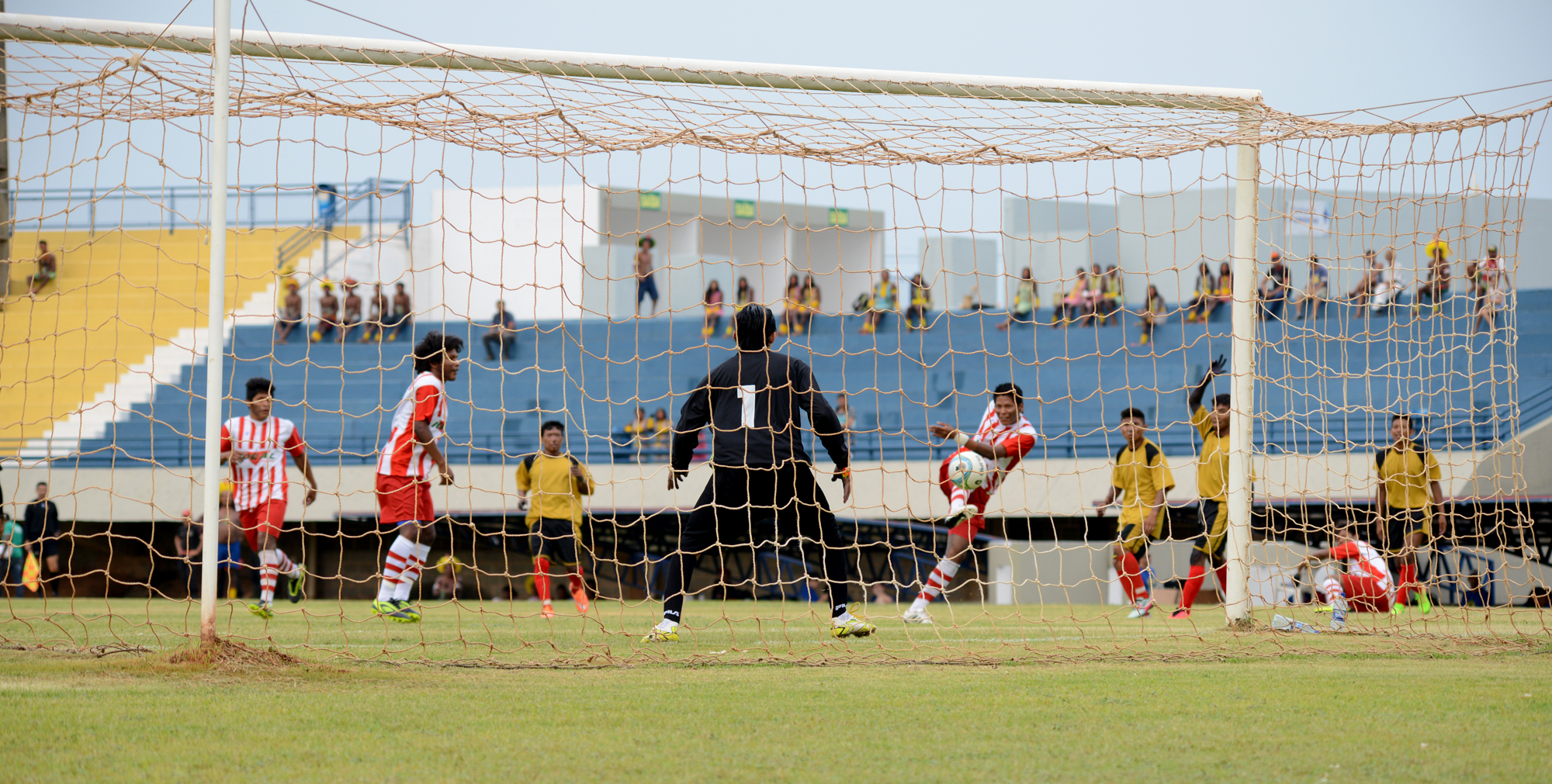 Goleadas e matemática marcam segunda rodada do futebol nos JMPI