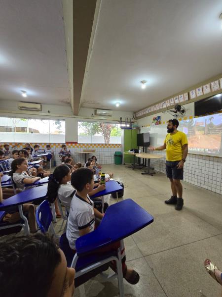 Alunos da Escola Municipal Henrique Talone recebem o projeto ‘Arqueologia 360 Graus’