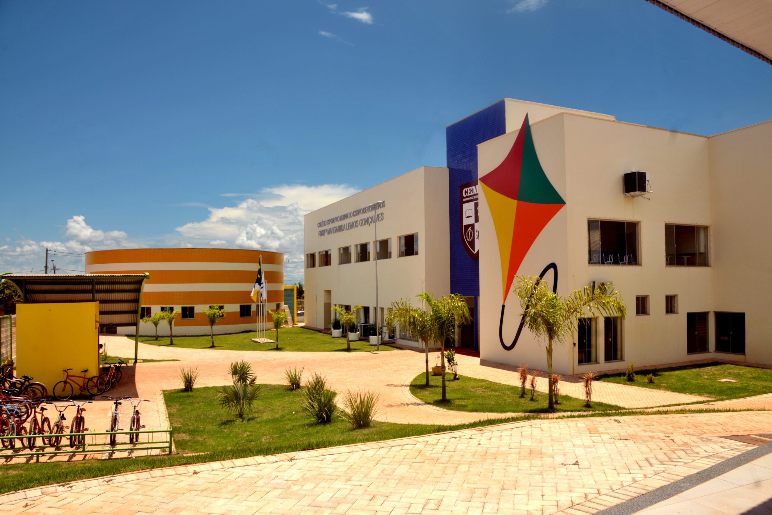 Educação de Palmas e instituições de segurança assinam termos de cooperação e renovam parcerias