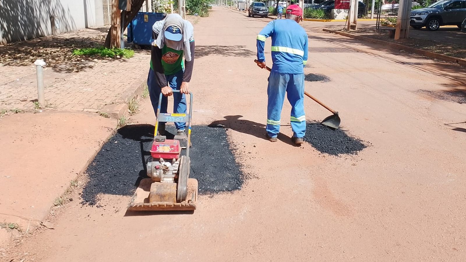 Prefeitura de Palmas segue com recuperação de ruas e avenidas em diversas regiões da Capital